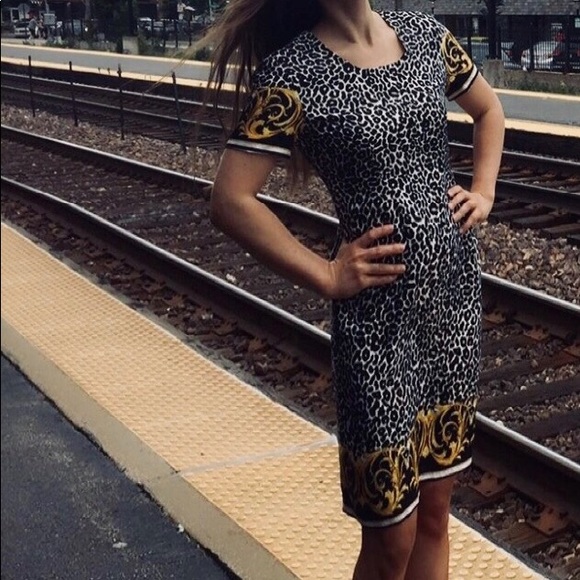 Meet your Posher, Emily - Picture 1 of 1